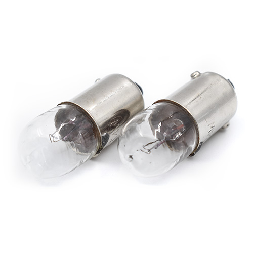 Par ubodnih sijalica za kamion 24V Grundig 4W par ubodnih sijalica za kamion 24v grundig 4w 795_.jpg
